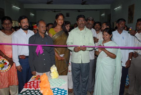 Madhivanan IAS, District Collector inagurating the SHG stalls of TGs