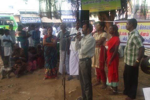 Street play for World AIDS Day on 2012 at medical college bus stop,Thanjavur